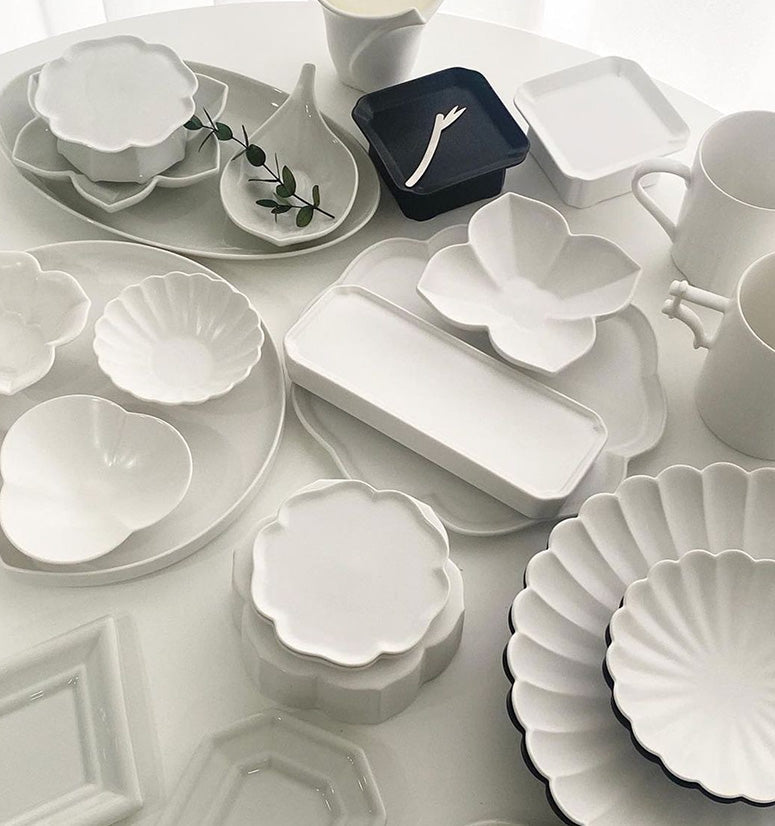 Mujagi Matte Flower 05 Main Plate