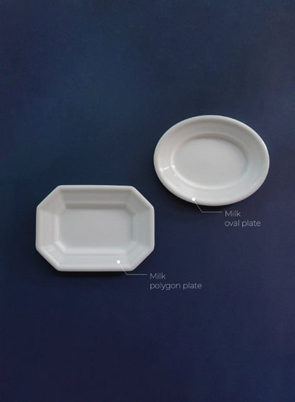 Mujagi Gloss Milk Oval Plate