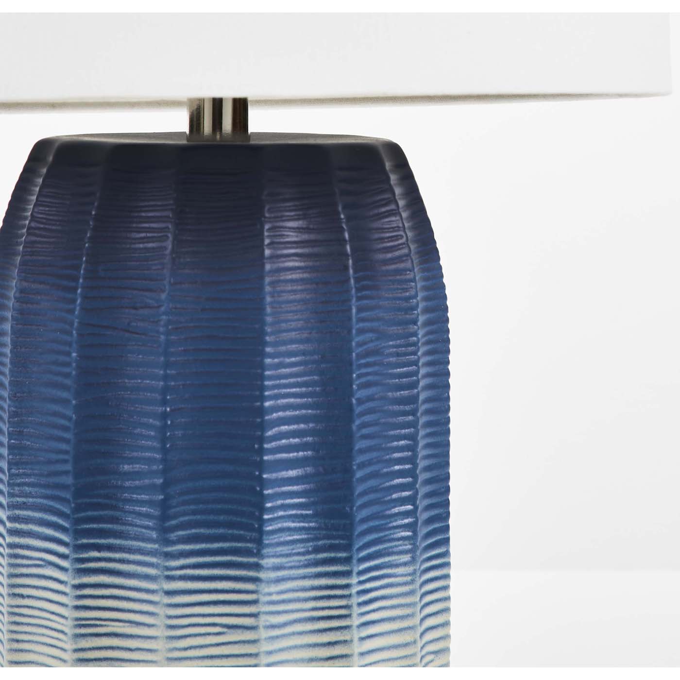 Adley Table Lamp | Safavieh - TBL2001